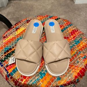 Never worn, Steven “puffy” slides. Size 7.5
